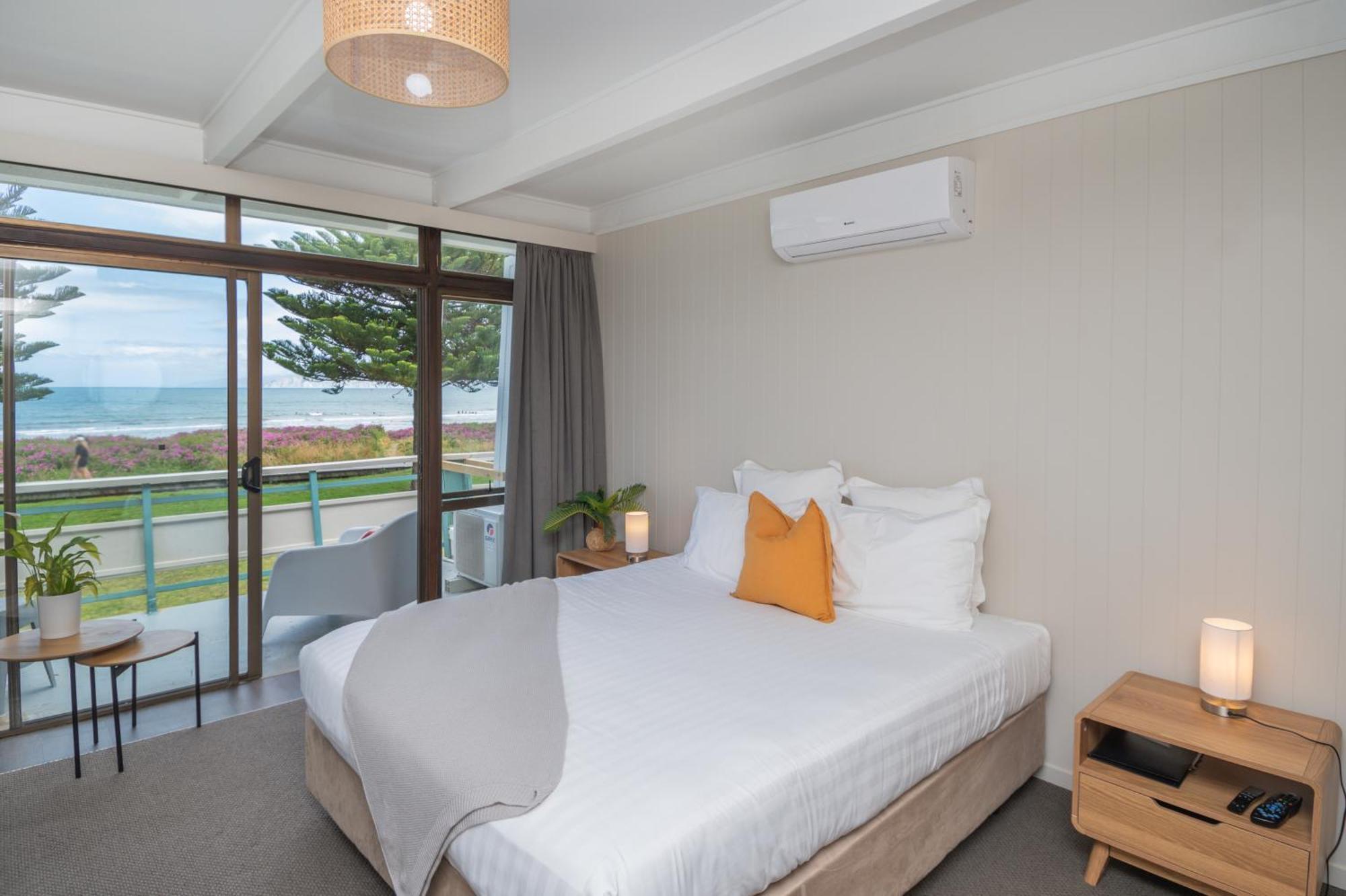 גיסבורן Whispering Sands Beachfront Motel מראה חיצוני תמונה